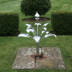 Delicate mirror flower stainless steel garden sculpture
