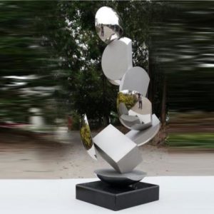 modern_stainless_steel_sculpture_highly_polished_for_pool_decoration