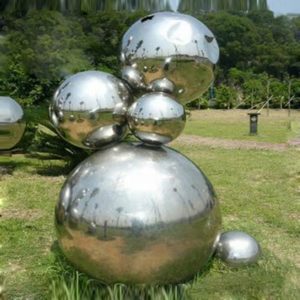 Modern Stainless Steel Hollow Sphere Garden Sculpture for Outdoor Decoration