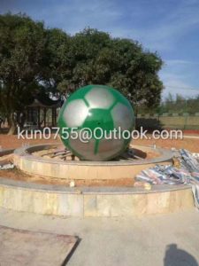 factory directly 1800mm white and green stainless steel footballs scupture