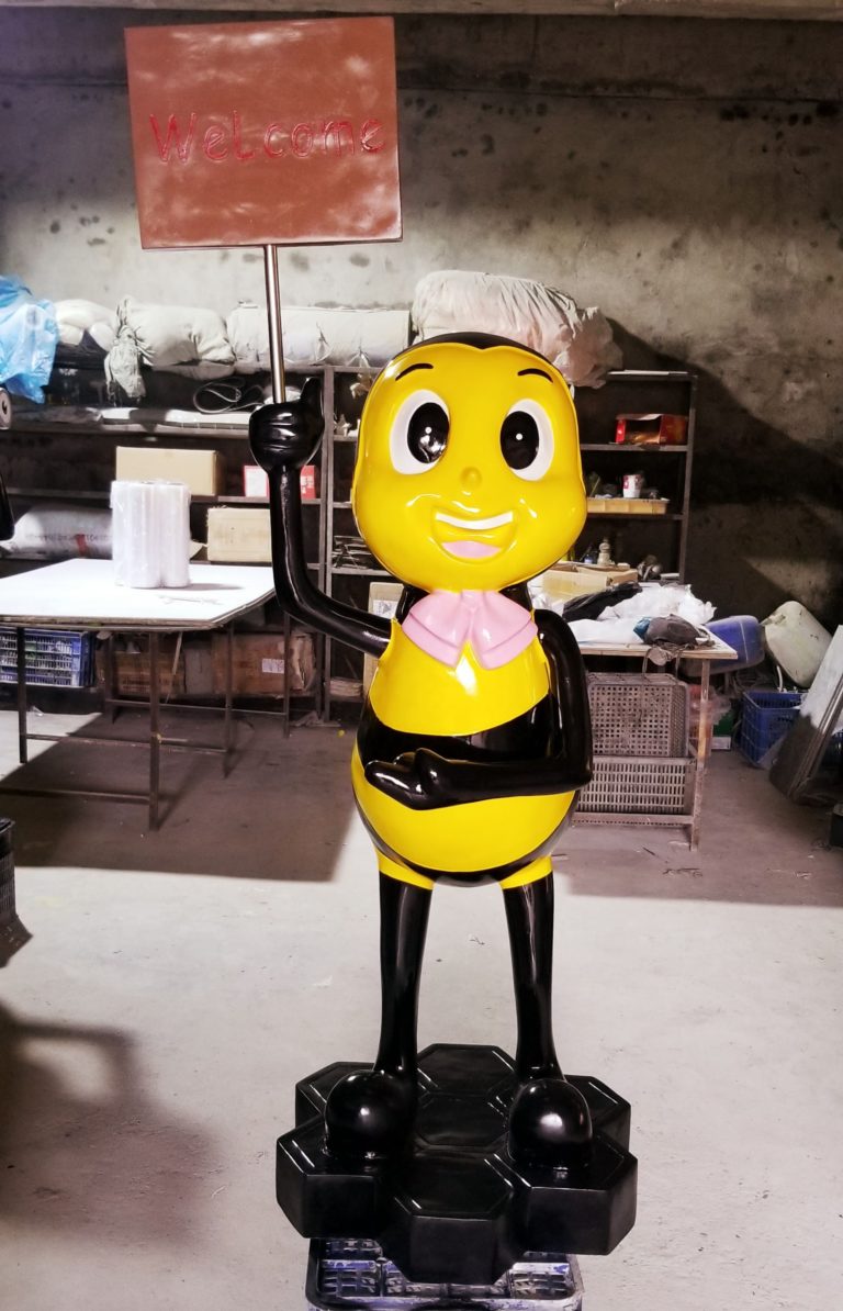 Fiberglass Cartoon Bee Statues for Window Display/Park Decorations